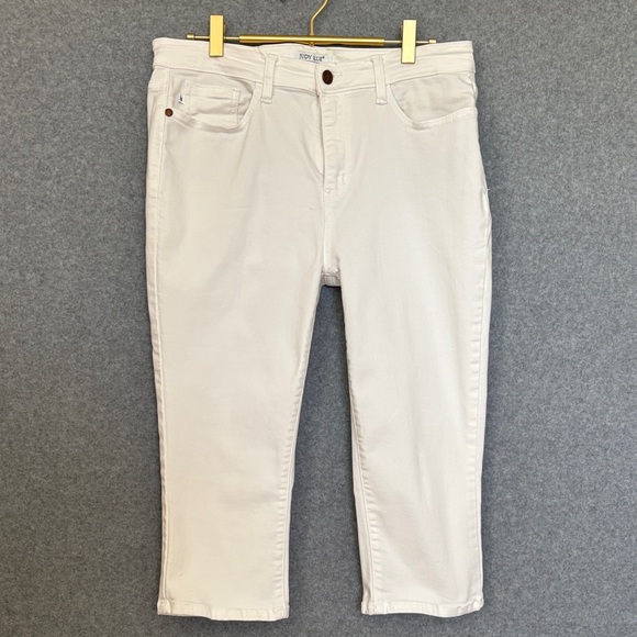 Judy Blue Denim - Judy Blue Women Stretch Capri Cropped Jean Pant 31 Cream (White)